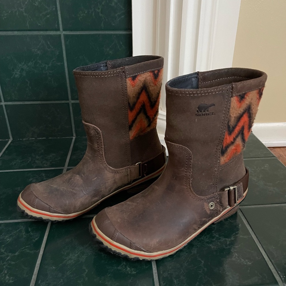 Sorel Slim Shortie Boot- Like New